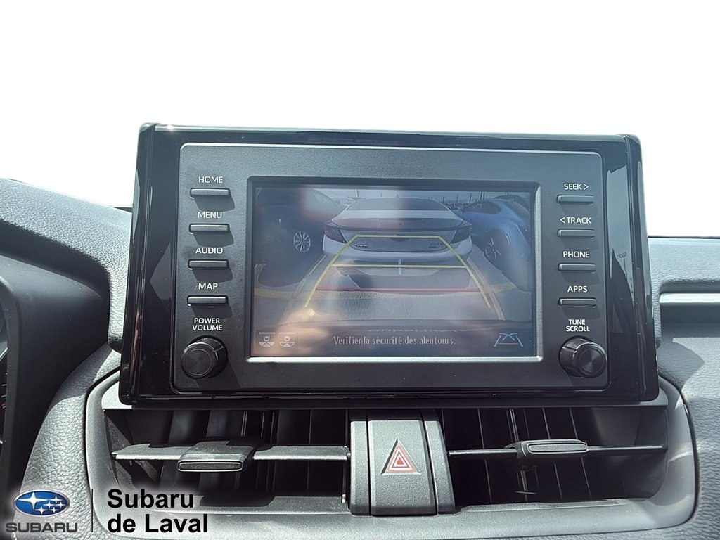 2021 Toyota RAV4 XLE in Laval, Quebec - 15 - w1024h768px