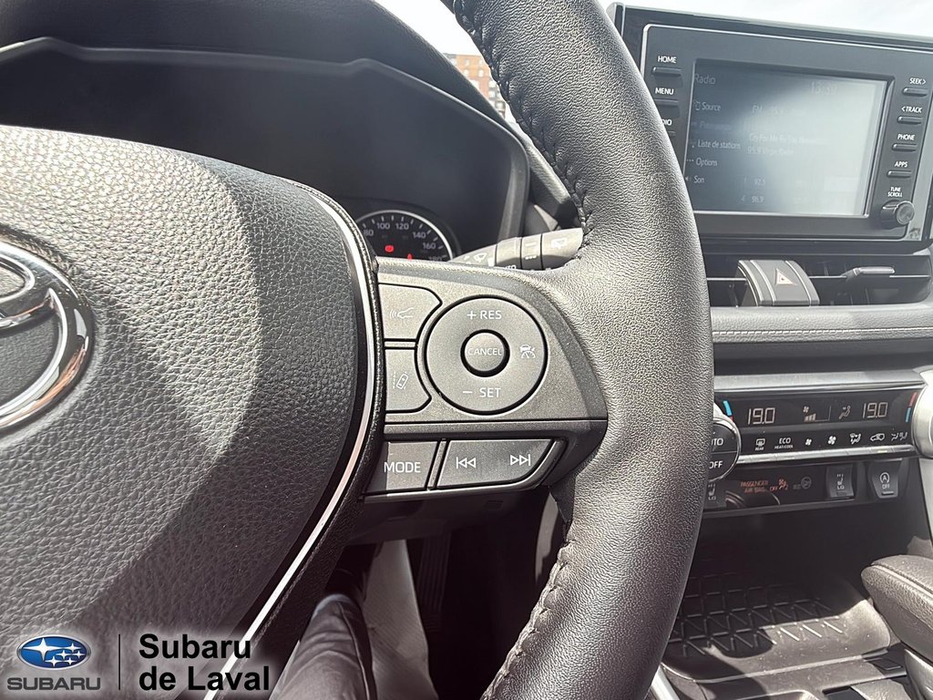 2021 Toyota RAV4 XLE in Laval, Quebec - 19 - w1024h768px