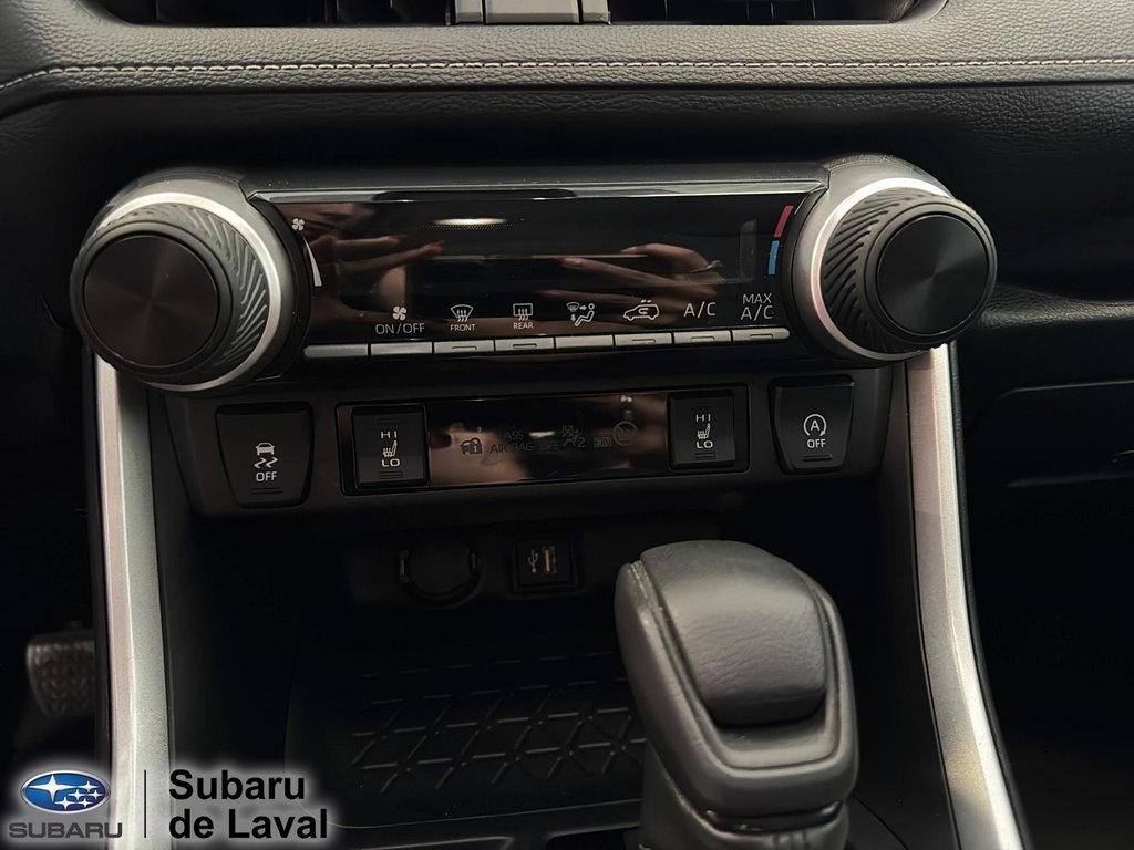 Toyota RAV4 LE 2023 à Laval, Québec - 15 - w1024h768px