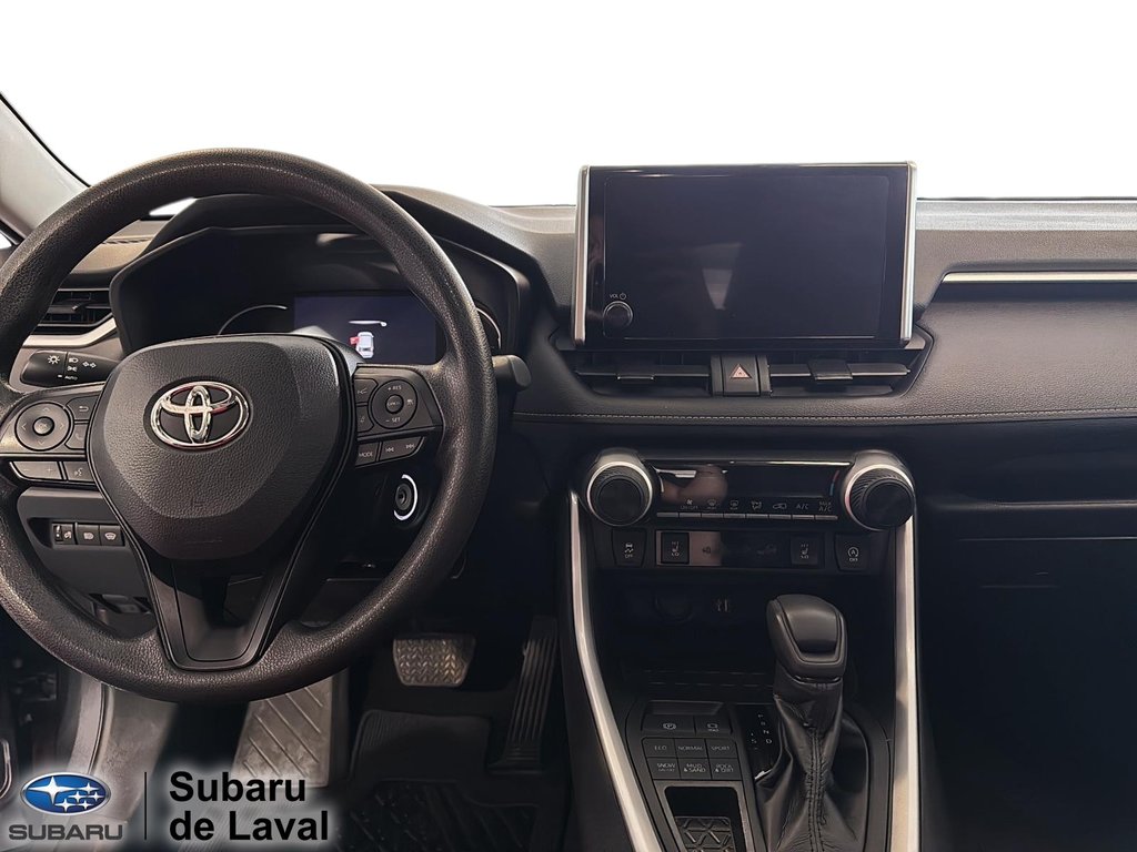 Toyota RAV4 LE 2023 à Laval, Québec - 16 - w1024h768px