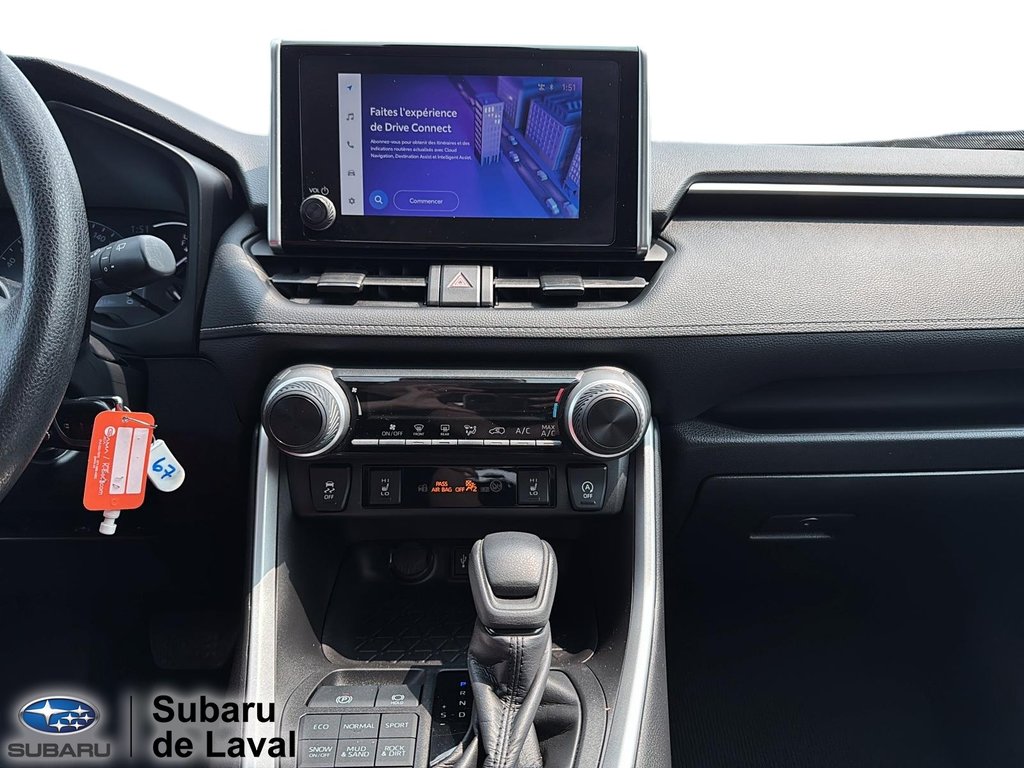 Toyota RAV4 LE 2023 à Laval, Québec - 17 - w1024h768px