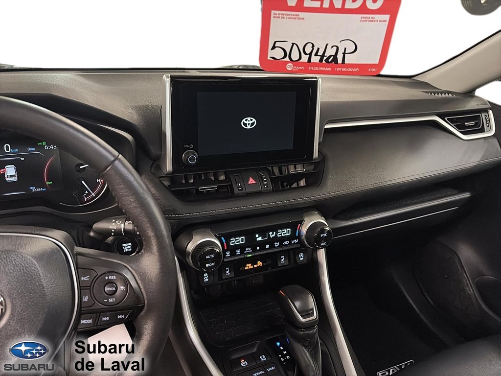 Toyota RAV4 XLE 2023 à Laval, Québec - 15 - w1024h768px