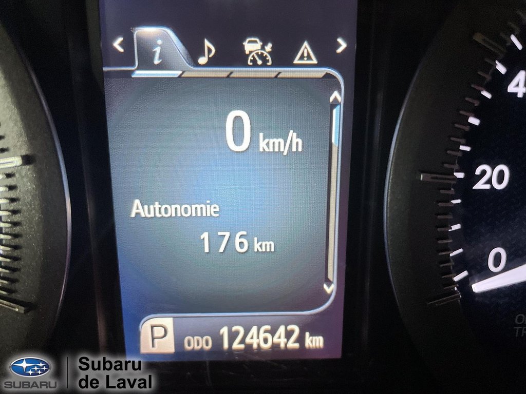 2019 Toyota Sienna LE in Terrebonne, Quebec - 23 - w1024h768px