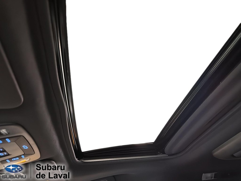 2021 Toyota Sienna in Laval, Quebec - 13 - w1024h768px