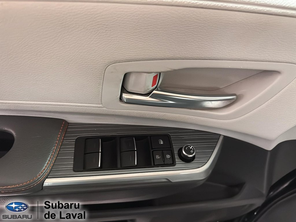 2021 Toyota Sienna in Laval, Quebec - 8 - w1024h768px