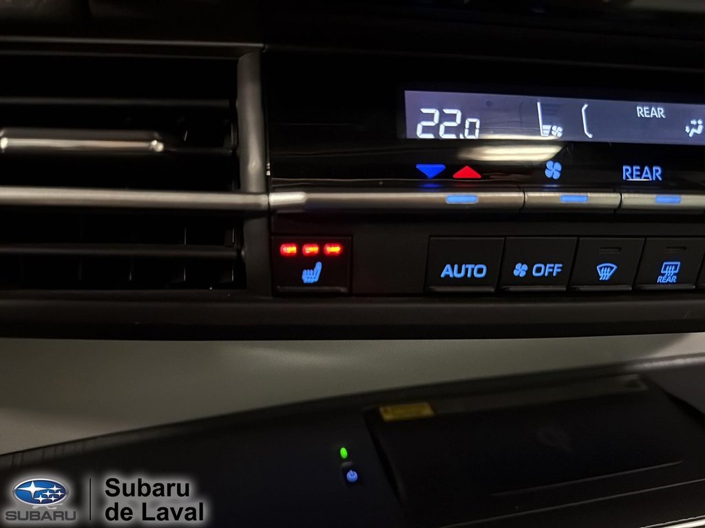 2021 Toyota Sienna in Laval, Quebec - 12 - w1024h768px