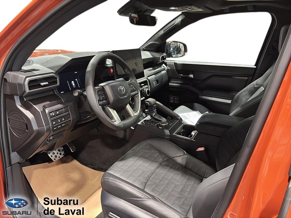 2025 Toyota Tacoma TRD SPORT PREM in Laval, Quebec - 9 - w1024h768px