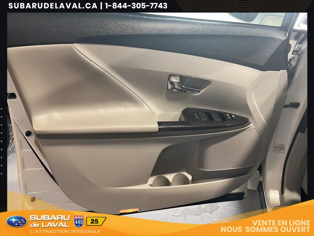 2013 Toyota Venza LE in Terrebonne, Quebec - 10 - w1024h768px