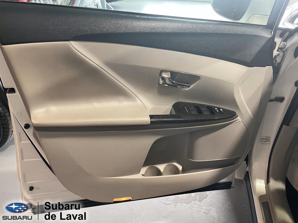 Toyota Venza LE 2013 à Laval, Québec - 9 - w1024h768px