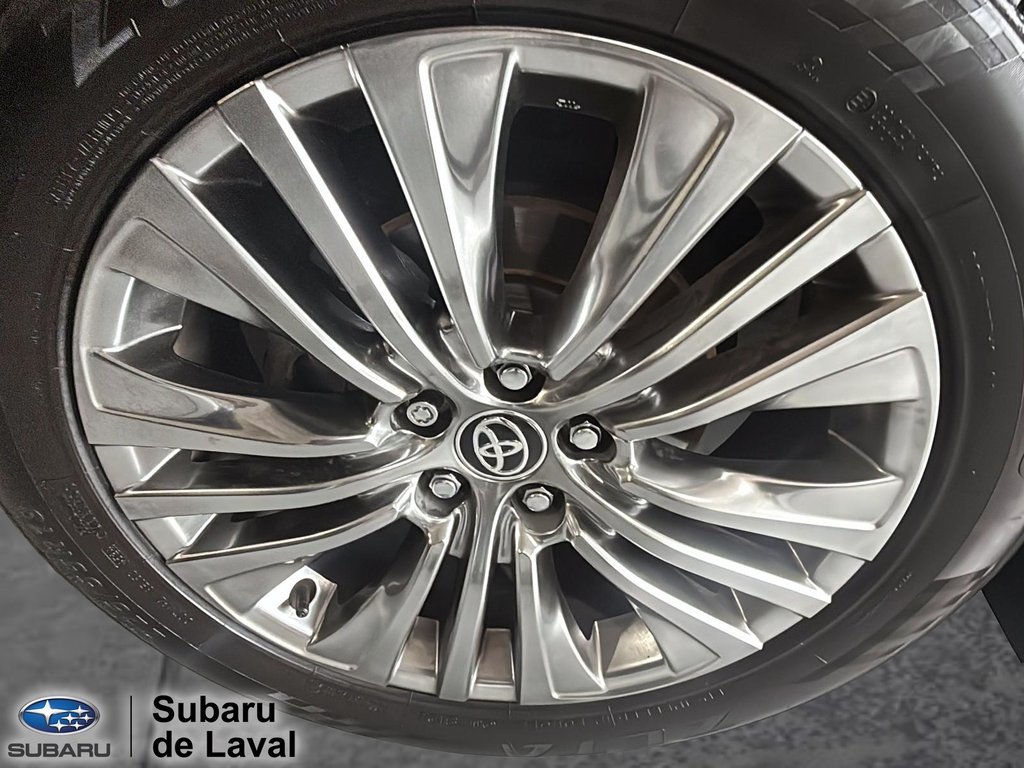 Toyota Venza limited hybrid 2023 à Laval, Québec - 7 - w1024h768px