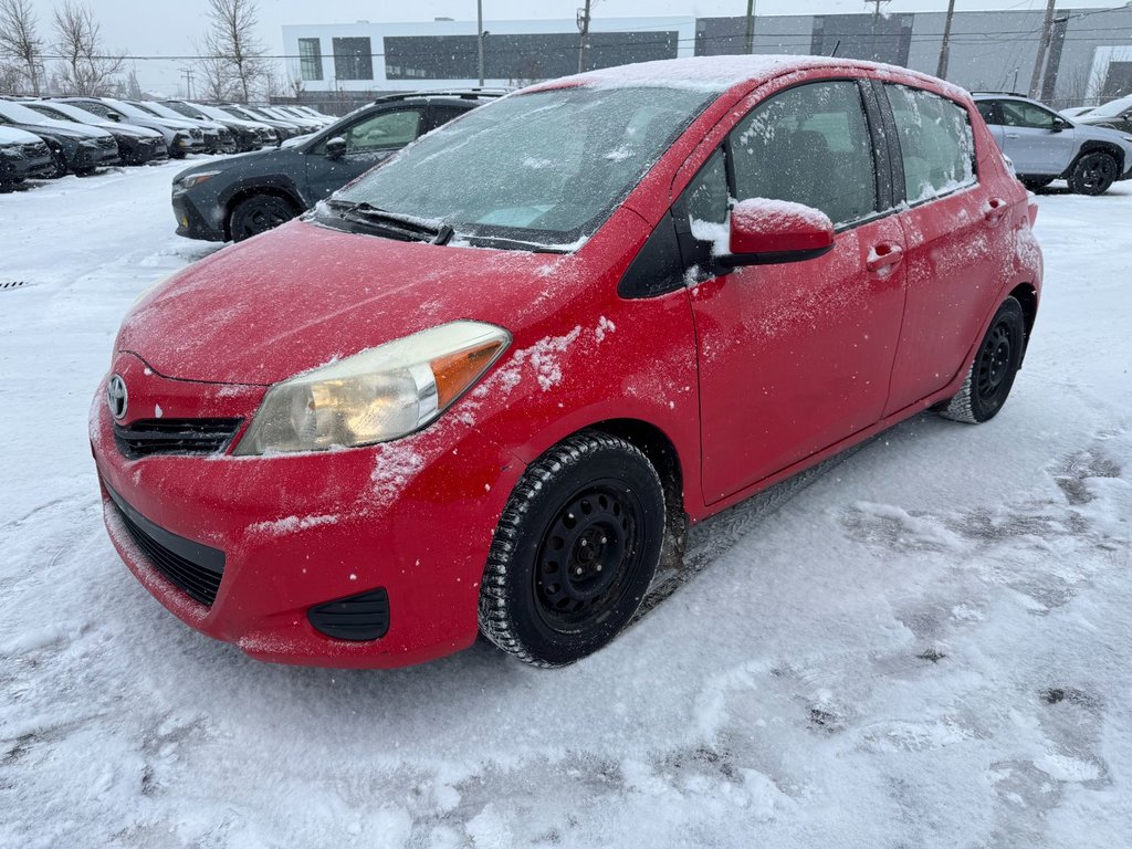 Toyota Yaris LE 2012 à Laval, Québec - 1 - w1024h768px