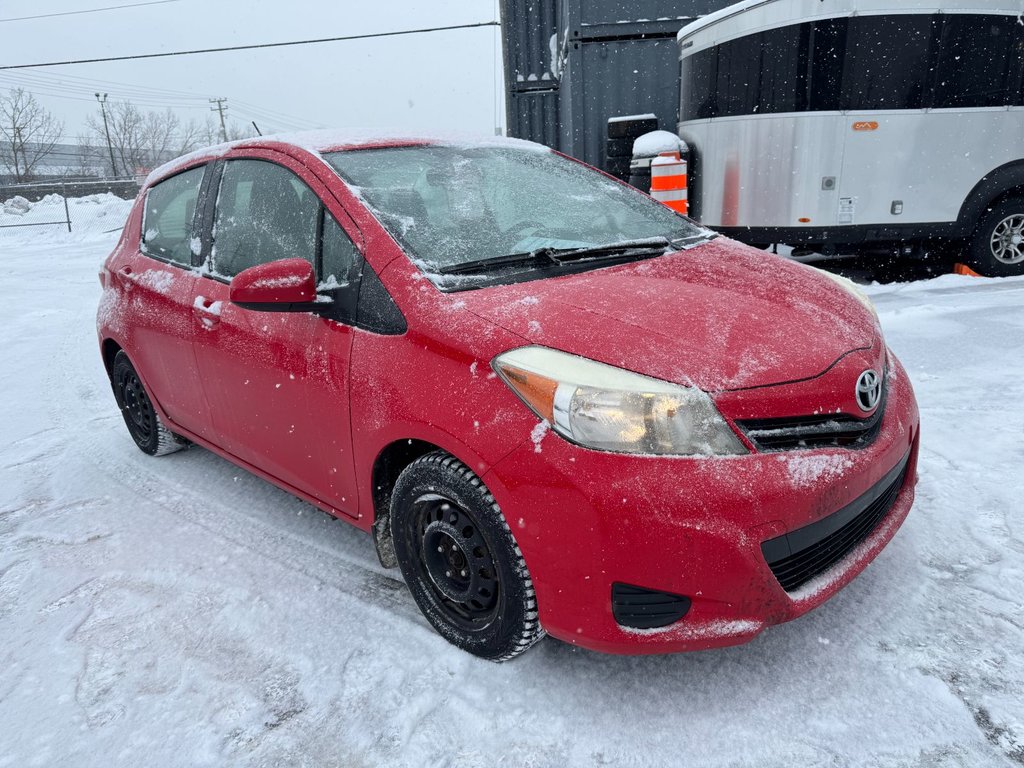 Toyota Yaris LE 2012 à Laval, Québec - 5 - w1024h768px