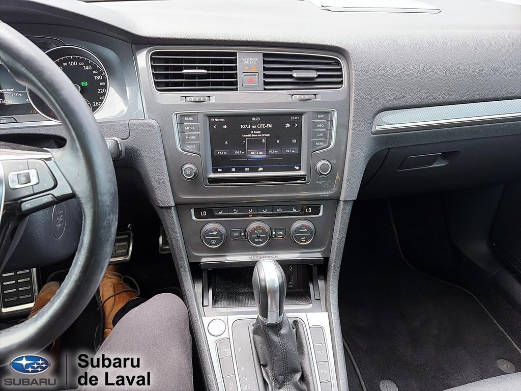 2017 Volkswagen Golf Alltrack garantie 1 AN 20 000KM AT in Laval, Quebec - 15 - w1024h768px