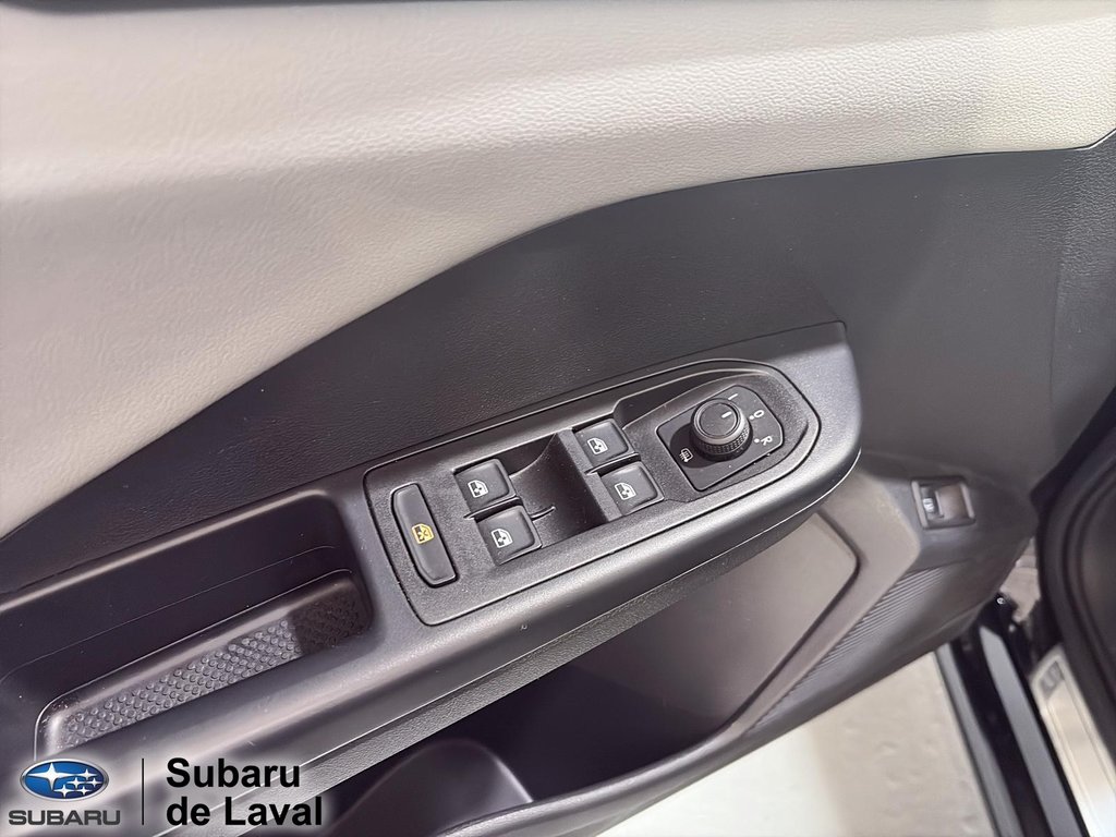 2023 Volkswagen Taos Comfortline in Terrebonne, Quebec - 11 - w1024h768px