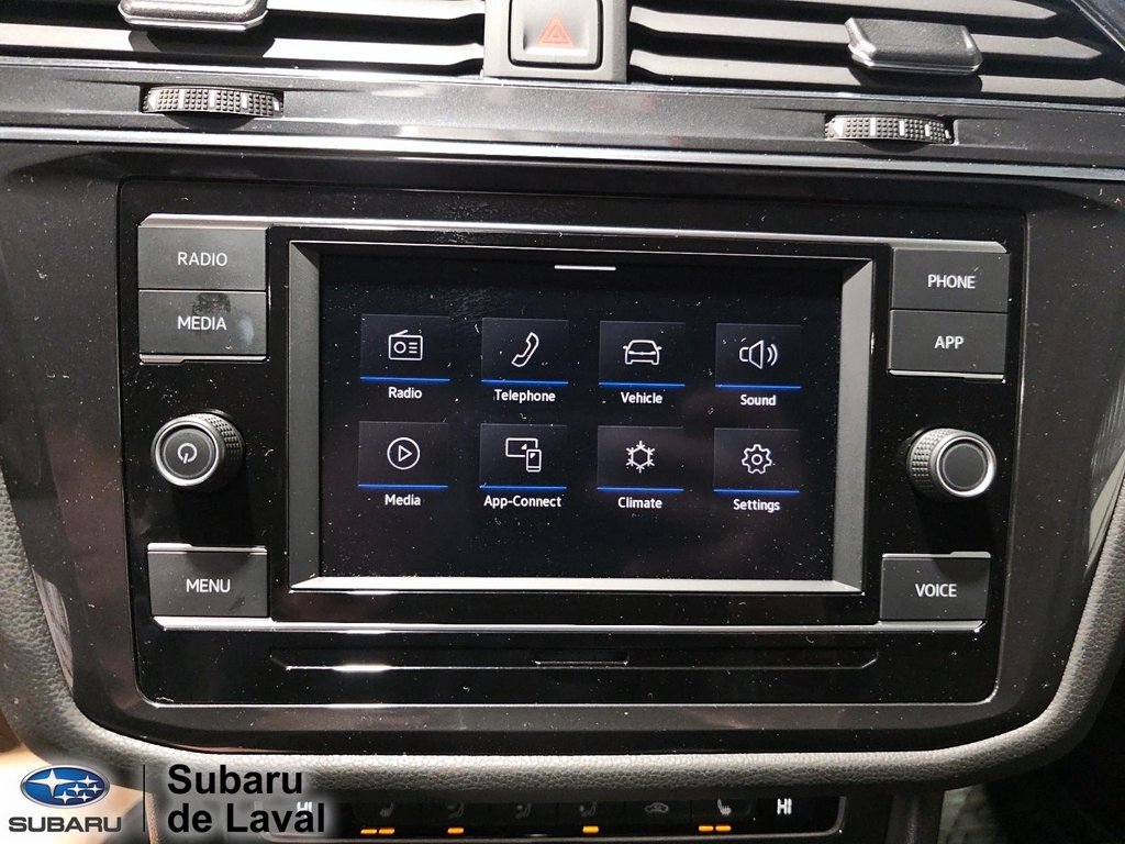 2020 Volkswagen Tiguan Comfortline in Laval, Quebec - 18 - w1024h768px