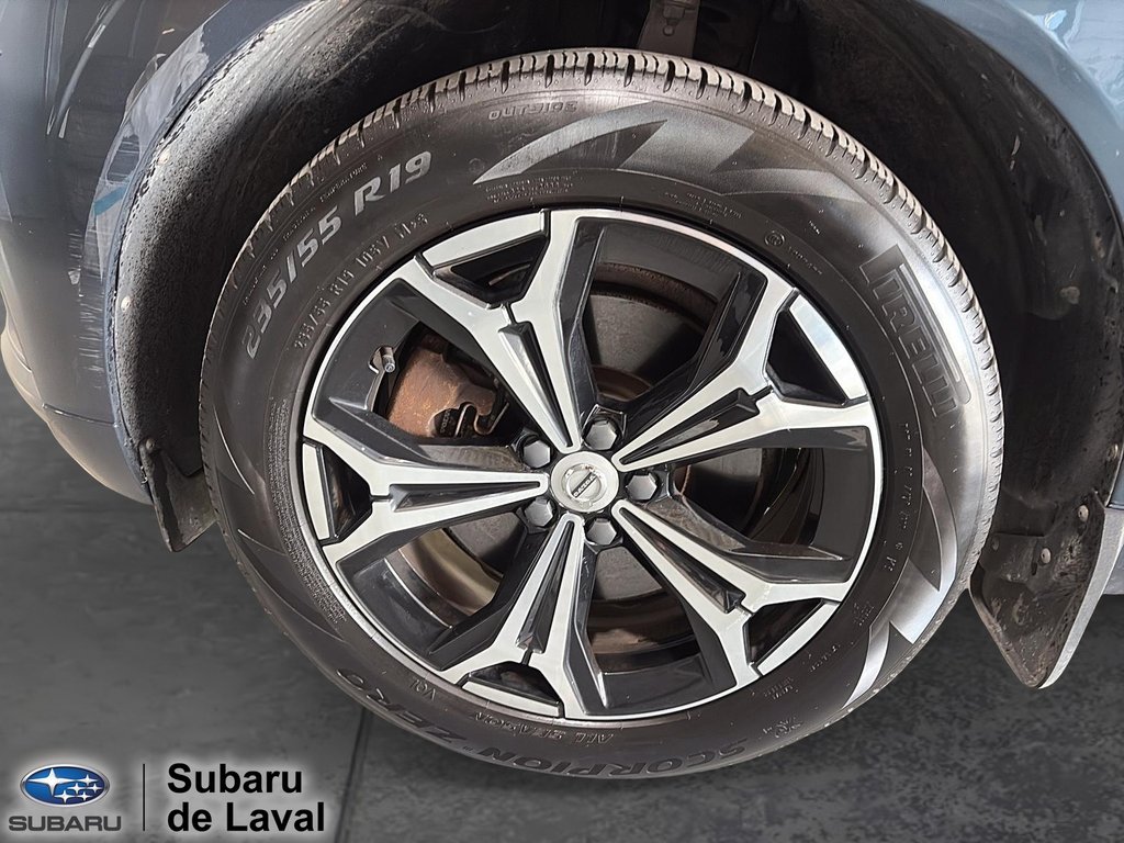 2022 Volvo XC60 Momentum in Laval, Quebec - 9 - w1024h768px