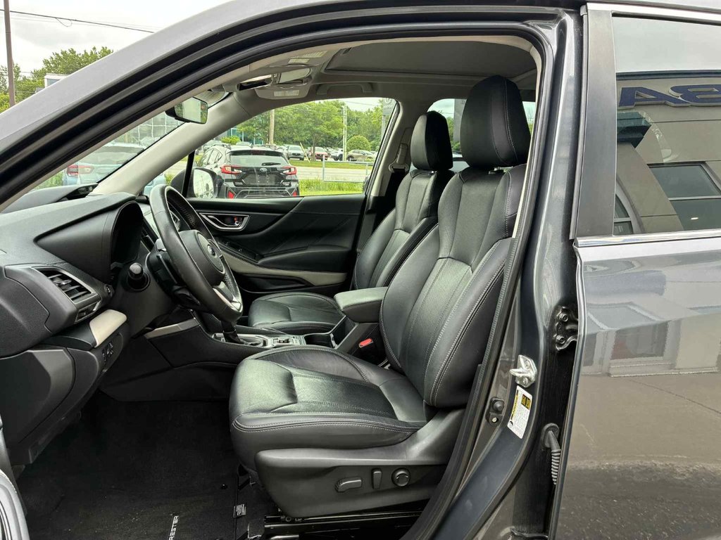 Subaru Forester Limited 2023 à Granby, Québec - 10 - w1024h768px