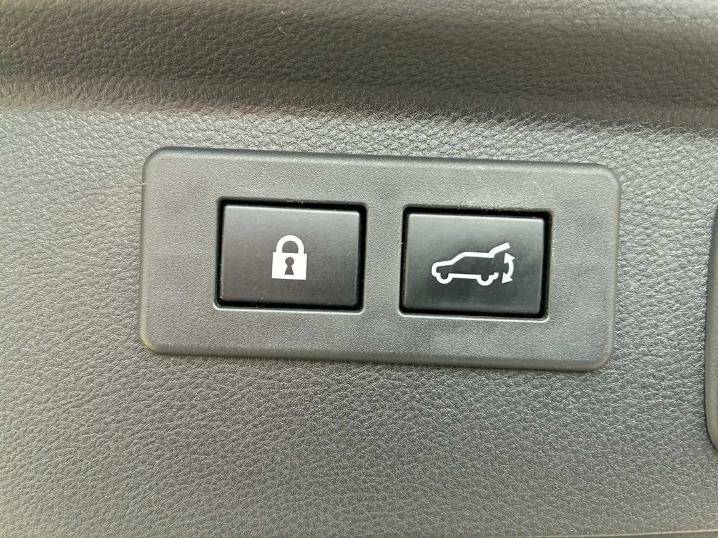 Subaru Forester Touring 2024 à Granby, Québec - 19 - w1024h768px