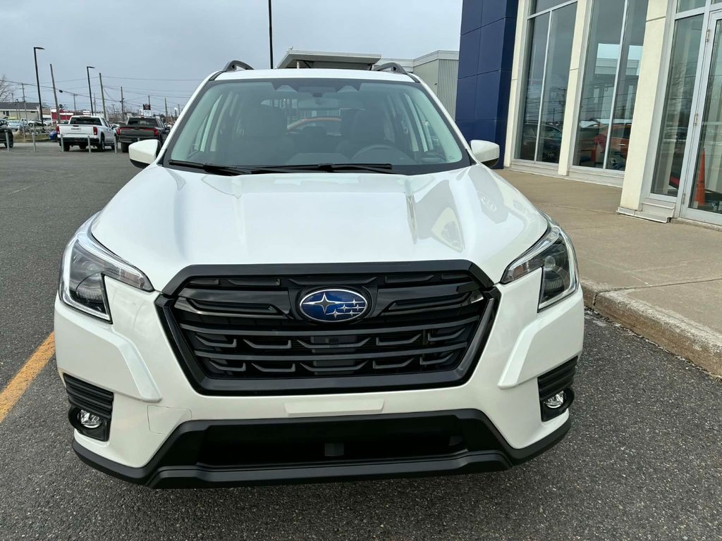 Subaru Forester Touring 2024 à Granby, Québec - 10 - w1024h768px
