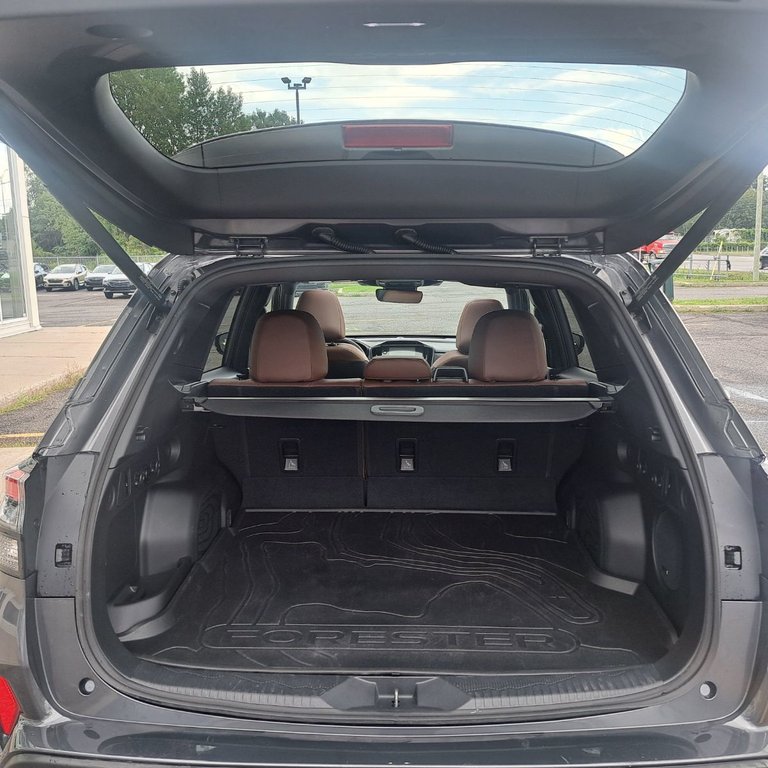 Subaru Forester e-BOXER Hybrid Premier 2025 à Granby, Québec - 8 - w1024h768px