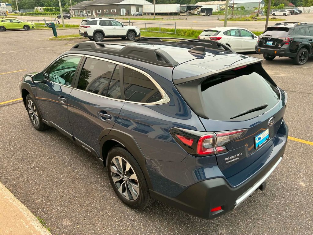 2023 Subaru Outback Limited XT in Granby, Quebec - 4 - w1024h768px