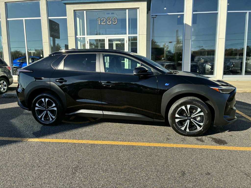 2024 Subaru Solterra AWD in Granby, Quebec - 8 - w1024h768px