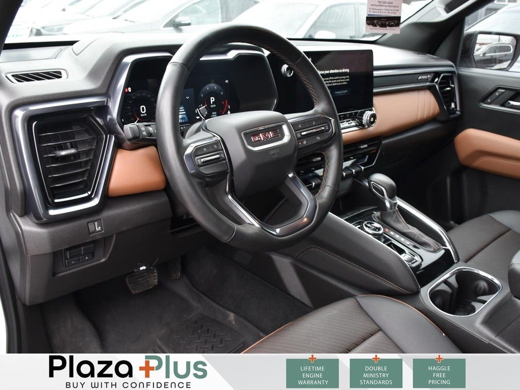 2025 GMC CANYON AT4-6