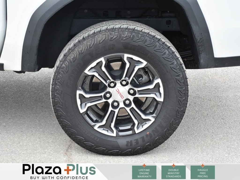 2025 GMC CANYON AT4-5