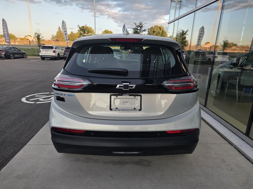 2023 Chevrolet Bolt EV 5dr Wgn 1LT in Saint-Jérôme, Quebec - 7 - w1024h768px