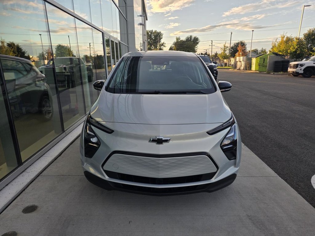 2023 Chevrolet Bolt EV 5dr Wgn 1LT in Saint-Jérôme, Quebec - 2 - w1024h768px