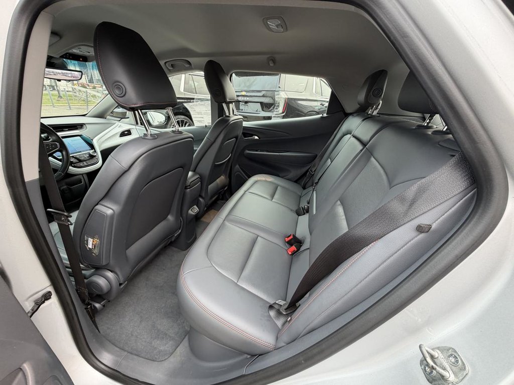 2021 Chevrolet Bolt Premier in Saint-Jérôme, Quebec - 9 - w1024h768px