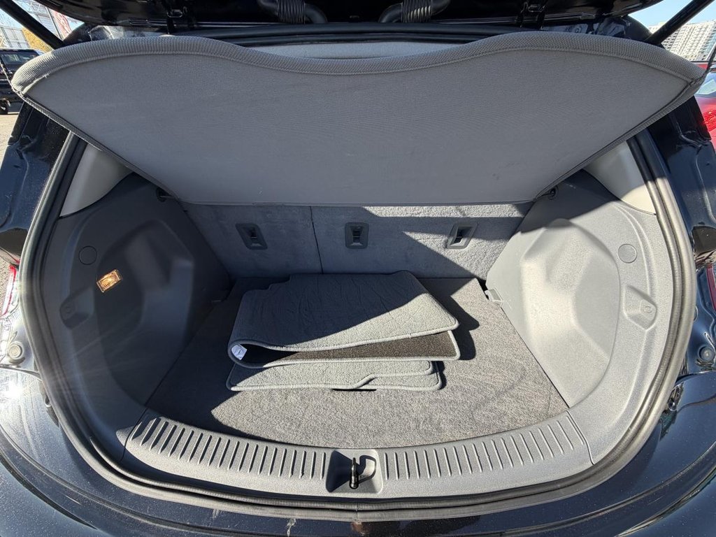 2021 Chevrolet Bolt Premier in Saint-Jérôme, Quebec - 6 - w1024h768px