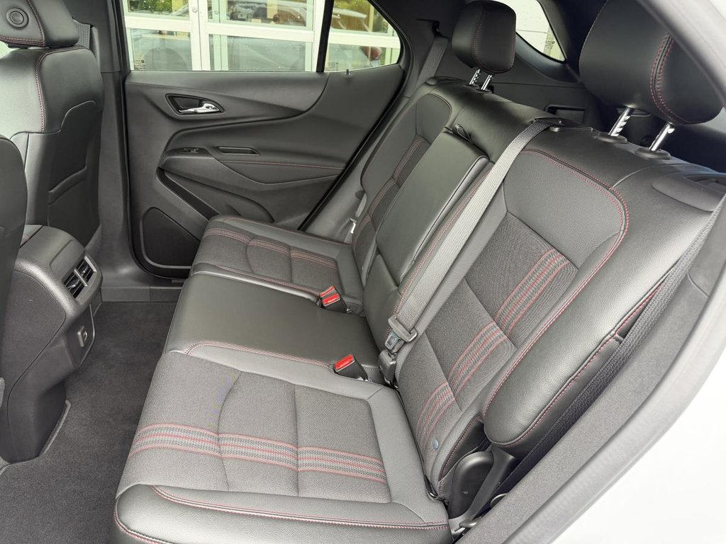 2024 Chevrolet Equinox AWD RS in Saint-Jérôme, Quebec - 9 - w1024h768px