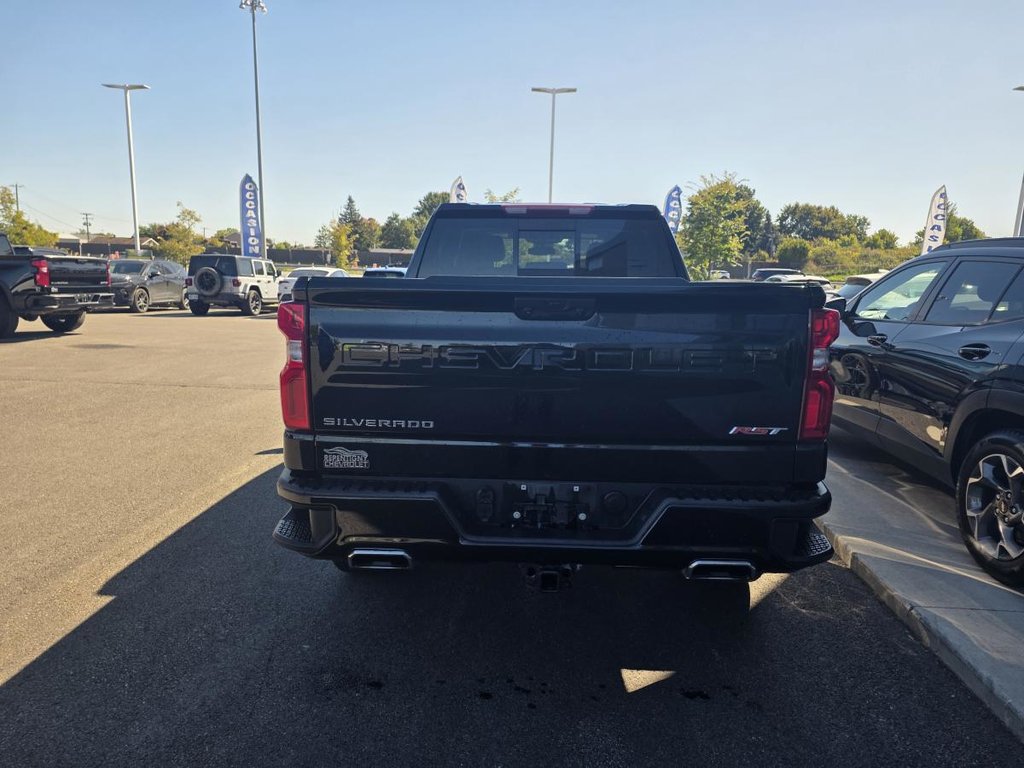 2023 Chevrolet Silverado 1500 Crew Cab Standard Box 4-Wheel Drive RST in Saint-Jérôme, Quebec - 8 - w1024h768px