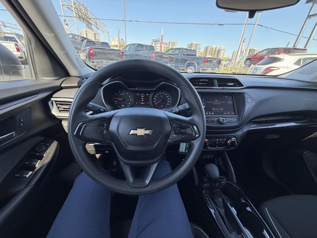 2023 Chevrolet TrailBlazer LS in Saint-Jérôme, Quebec - 11 - w1024h768px