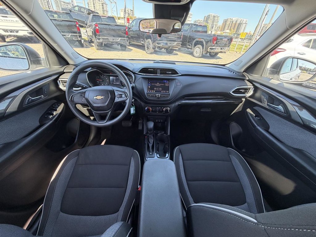2023 Chevrolet TrailBlazer LS in Saint-Jérôme, Quebec - 10 - w1024h768px