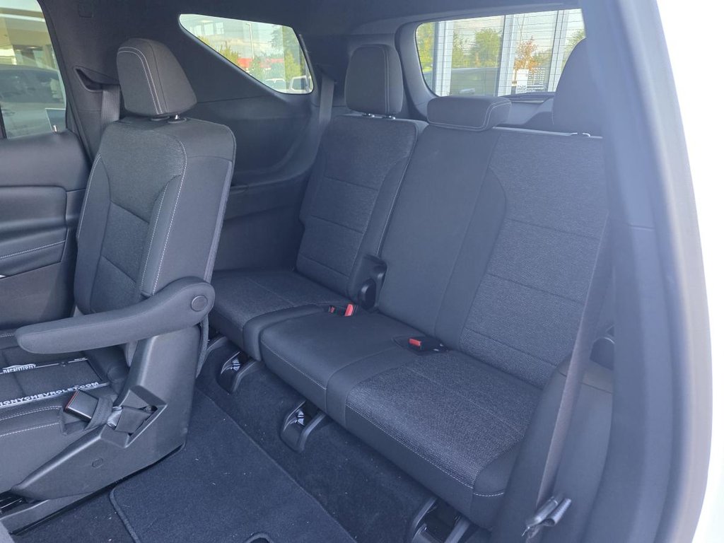 Chevrolet Traverse AWD 4dr LT 2025 à Charlemagne, Québec - 12 - w1024h768px