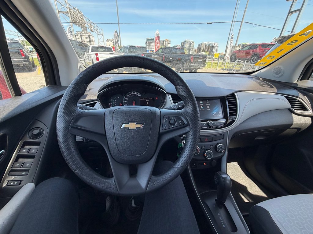 2017 Chevrolet Trax LS in Saint-Jérôme, Quebec - 10 - w1024h768px