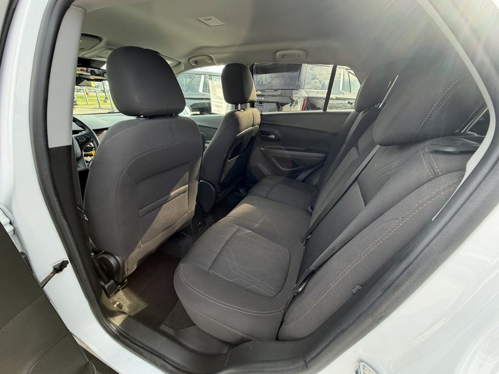 2020 Chevrolet Trax LT in Saint-Jérôme, Quebec - 9 - w1024h768px