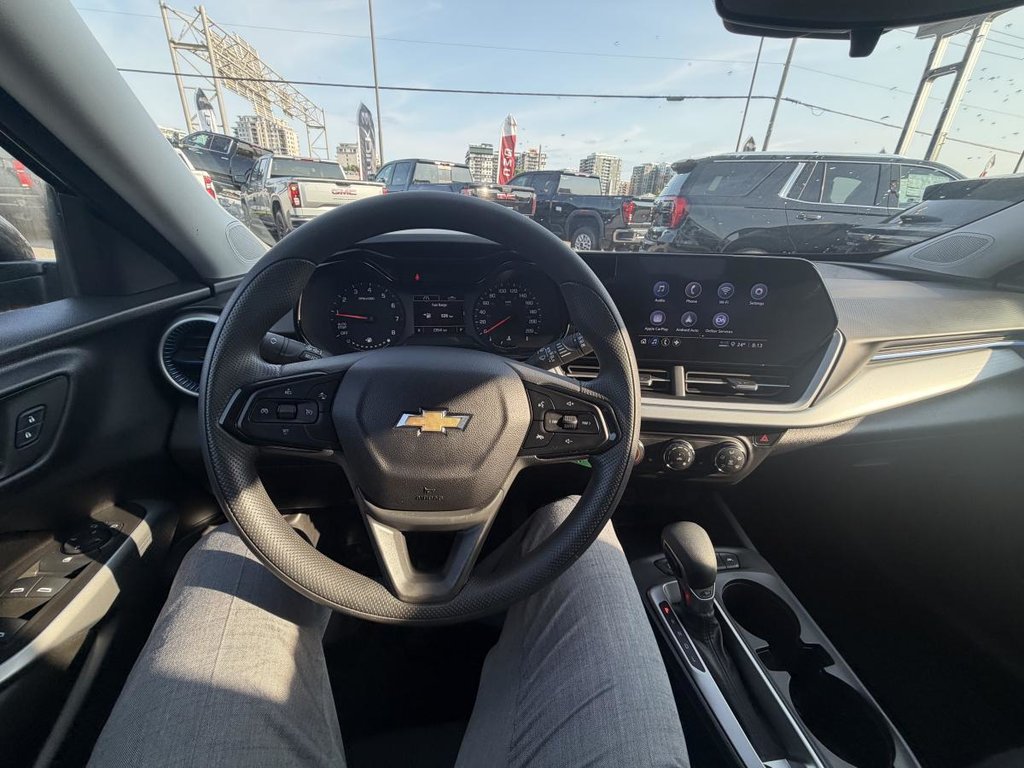 Chevrolet Trax LS 2025 à Saint-Jérôme, Québec - 10 - w1024h768px