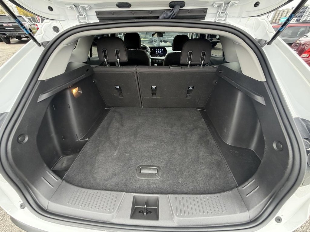 Chevrolet Trax LS 2025 à Saint-Jérôme, Québec - 7 - w1024h768px