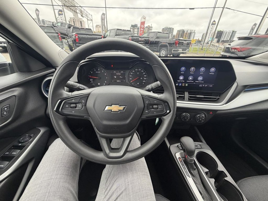 Chevrolet Trax LS 2025 à Saint-Jérôme, Québec - 11 - w1024h768px