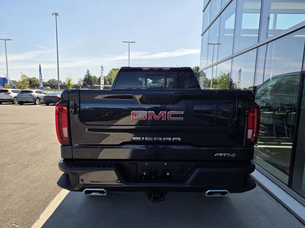 2025 GMC Sierra 1500 Crew Cab Standard Box 4-Wheel Drive AT4 in Saint-Jérôme, Quebec - 6 - w1024h768px