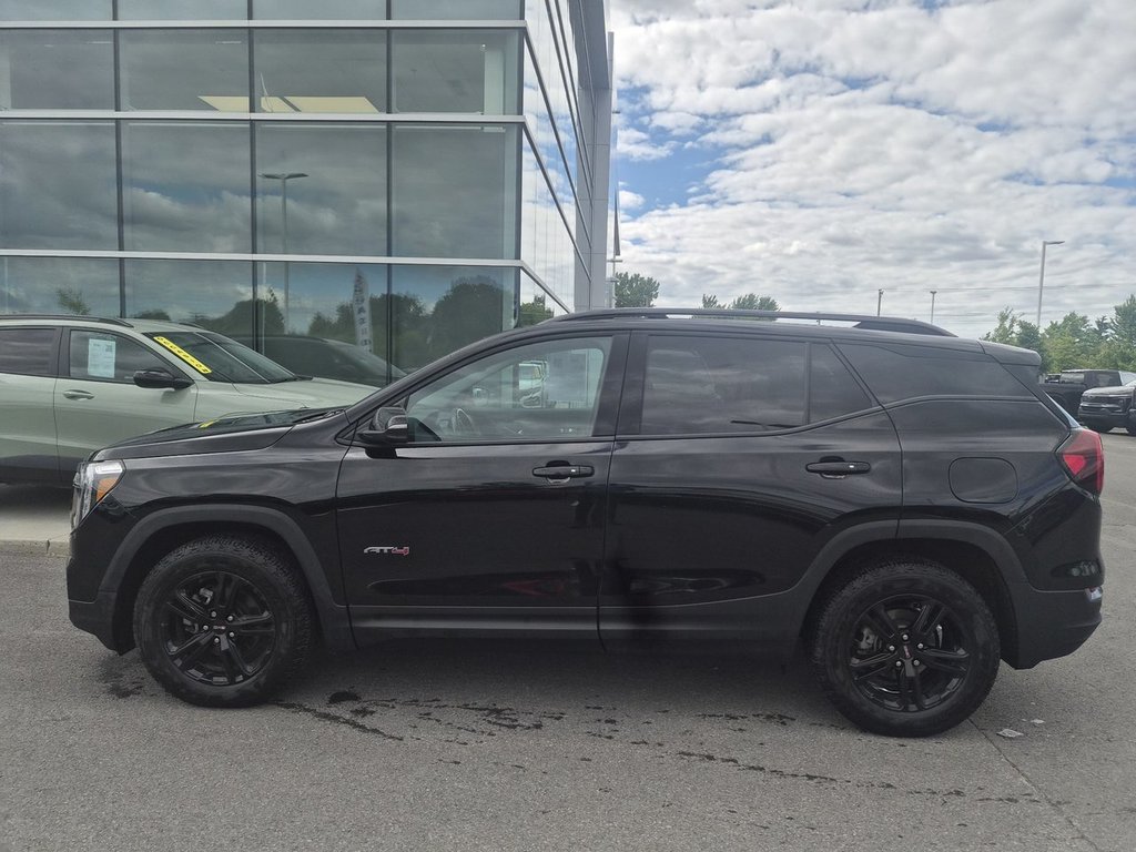 2022 GMC Terrain AT4 in Saint-Jérôme, Quebec - 3 - w1024h768px