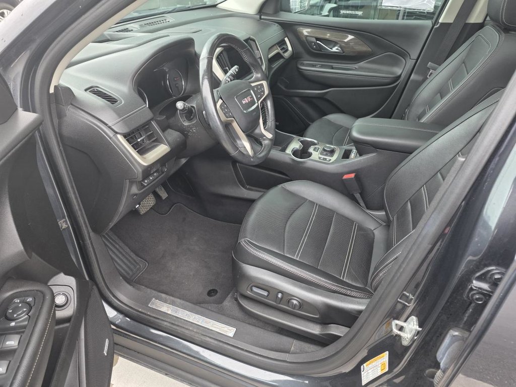 GMC Terrain AWD Denali 2022 à Saint-Jérôme, Québec - 10 - w1024h768px