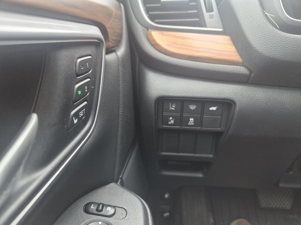 2017 Honda CR-V EXL in Saint-Jérôme, Quebec - 15 - w1024h768px