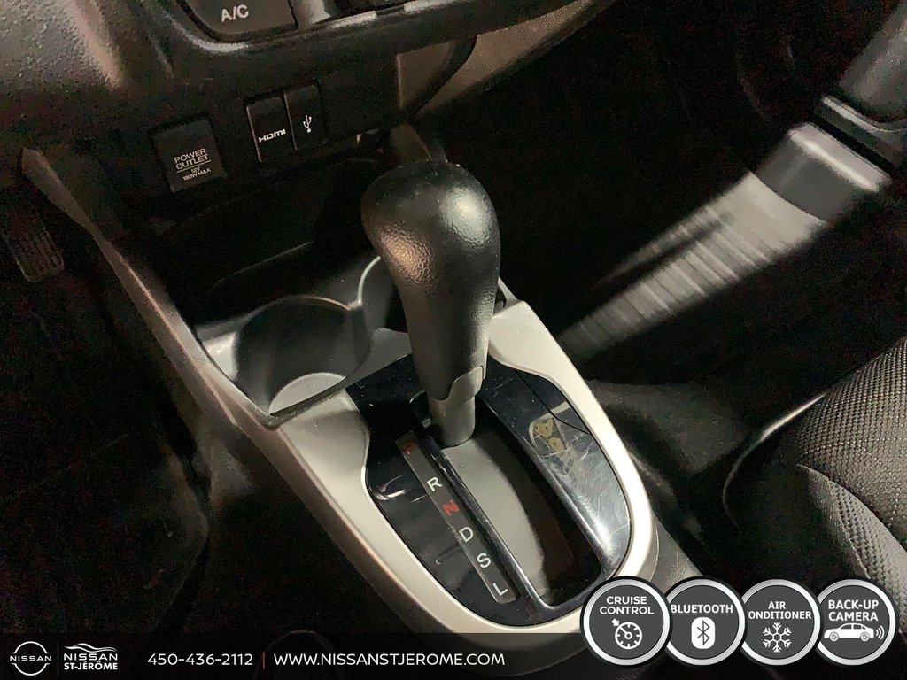 2017 Honda Fit SE AUTOMATIQUE A/C BLUETOOTH MAGS CAMÉRA RECUL in Charlemagne, Quebec - 15 - w1024h768px