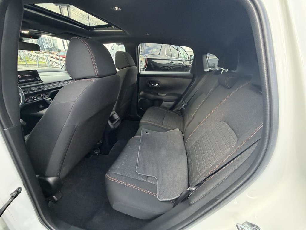 Honda HR-V Sport-B 2024 à Saint-Jérôme, Québec - 9 - w1024h768px