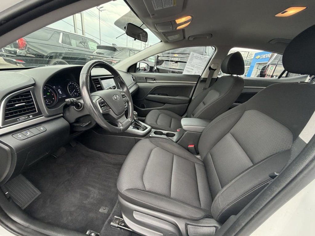 2018 Hyundai Elantra GL in Saint-Jérôme, Quebec - 8 - w1024h768px