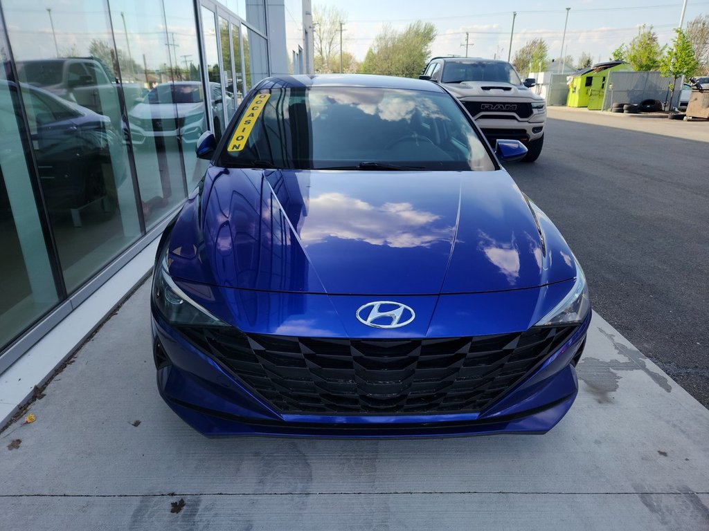 2023 Hyundai Elantra Preferred in Saint-Jérôme, Quebec - 4 - w1024h768px